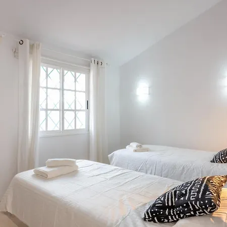 Calala House With Huge Terrace *