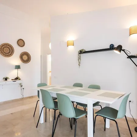 Сasa de vacaciones Calala House With Huge Terrace *