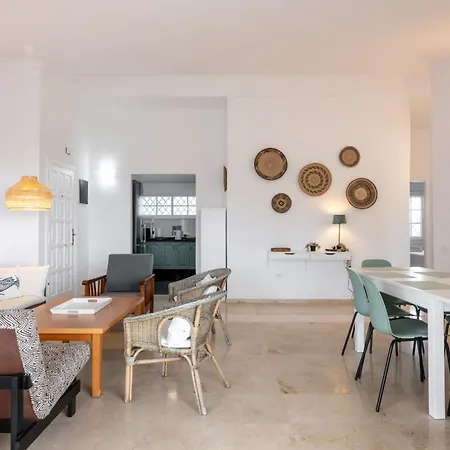 Holiday home Calala House With Huge Terrace